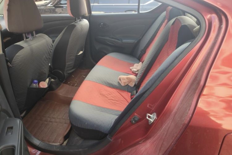 Used Nissan Sunny 2015 1.5XE Manual Comfort Edition Interior 1