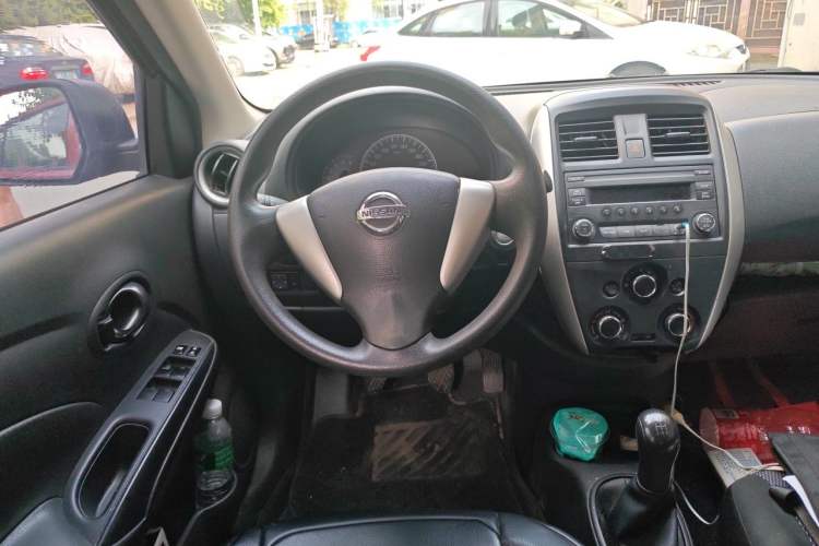 Used Nissan Sunny 2015 1.5XE Manual Master Edition Steering Wheel