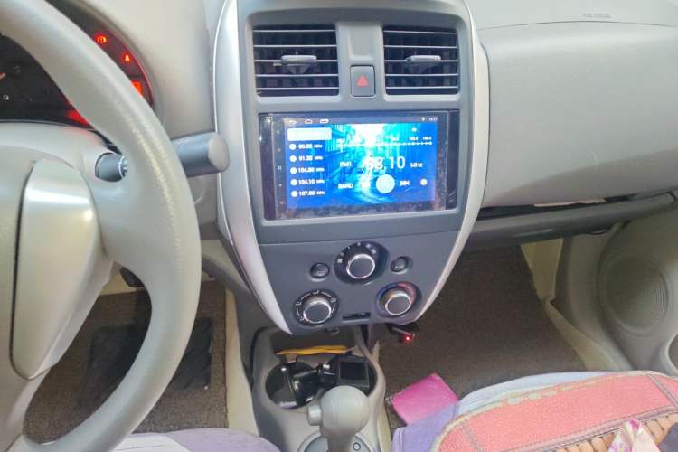 Used Nissan Sunny 2015 1.5XE CVT Comfort Edition Audio And AC Panel