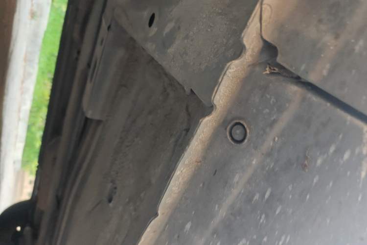 Used Nissan Sunny 2015 1.5XE Manual Comfort Edition Chassis Front Left