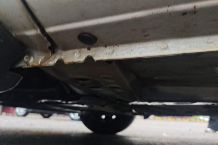 Used Nissan Sunny 2015 1.5XE Manual Comfort Edition Chassis Front Left