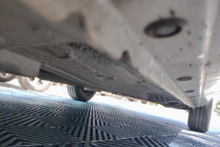 Used Nissan Sunny 2015 1.5XE Manual Comfort Edition Chassis Front Left