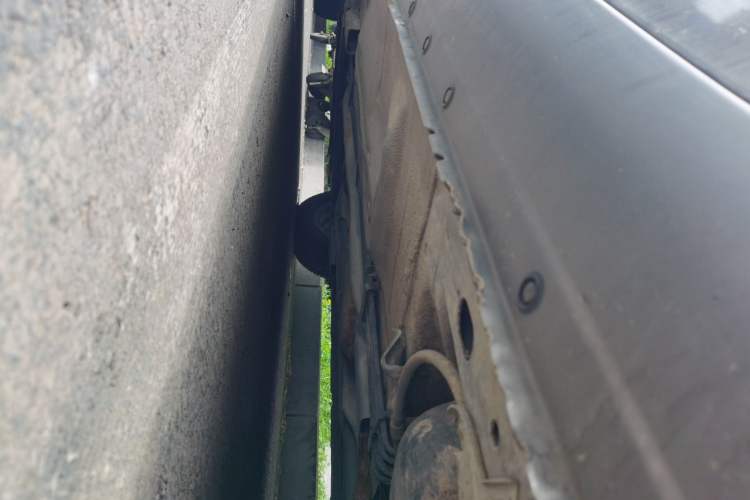 Used Nissan Sunny 2015 1.5XE Manual Comfort Edition Chassis Rear Left
