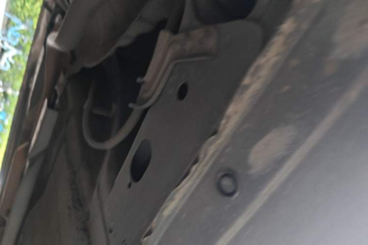 Used Nissan Sunny 2015 1.5XE Manual Comfort Edition Chassis Rear Right