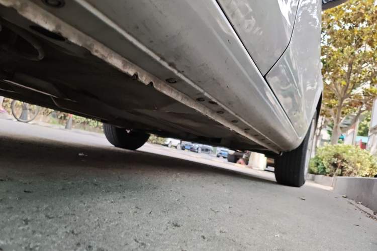 Used Nissan Sunny 2015 1.5XE Manual Comfort Edition Chassis Rear Right