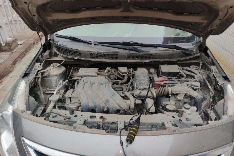 Used Nissan Sunny 2015 1.5XE CVT Comfort Edition Engine Bay