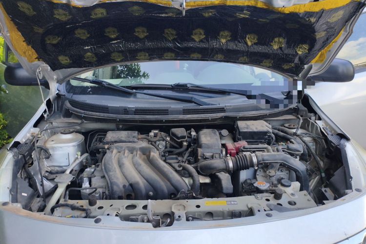 Used Nissan Sunny 2015 1.5XE CVT Comfort Edition Engine Bay