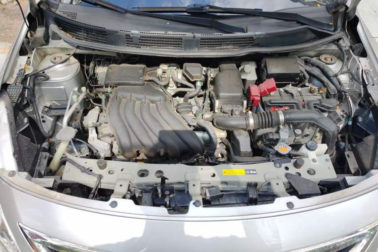 Used Nissan Sunny 2015 1.5XE CVT Master Edition Engine Bay
