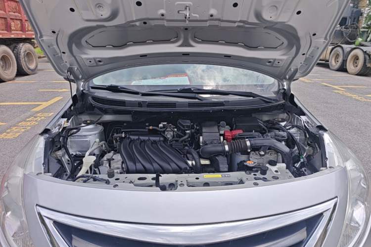 Used Nissan Sunny 2015 1.5XE CVT Master Edition Engine Bay