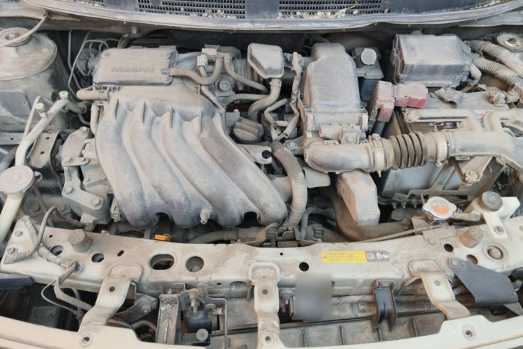 Used Nissan Sunny 2015 1.5XE Manual Comfort Edition Engine Bay