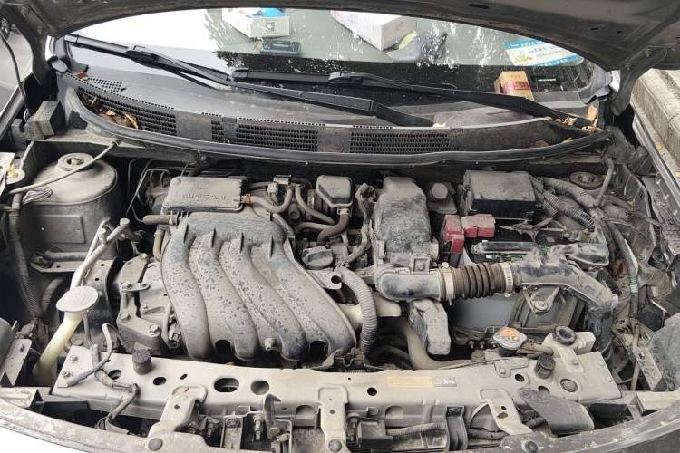 Used Nissan Sunny 2015 1.5XE Manual Comfort Edition Engine Bay