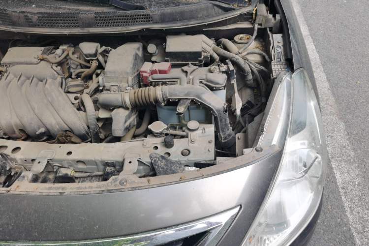 Used Nissan Sunny 2015 1.5XE Manual Comfort Edition Engine Bay Left