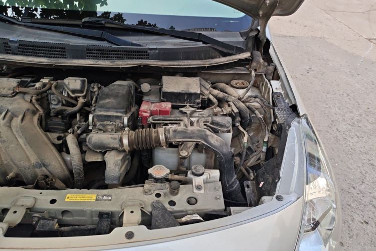 Used Nissan Sunny 2015 1.5XE Manual Comfort Edition Engine Bay Left