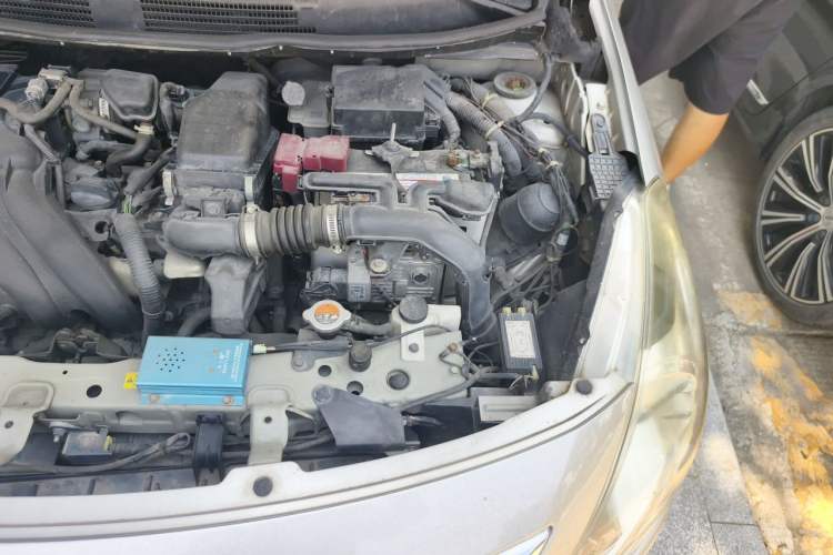 Used Nissan Sunny 2015 1.5XE CVT Comfort Edition Engine Bay Left