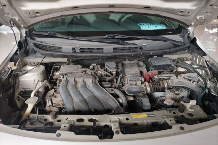 Used Nissan Sunny 2015 1.5XE CVT Elite Edition Engine Bay