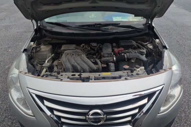 Used Nissan Sunny 2015 1.5XE Manual Comfort Edition Engine Bay