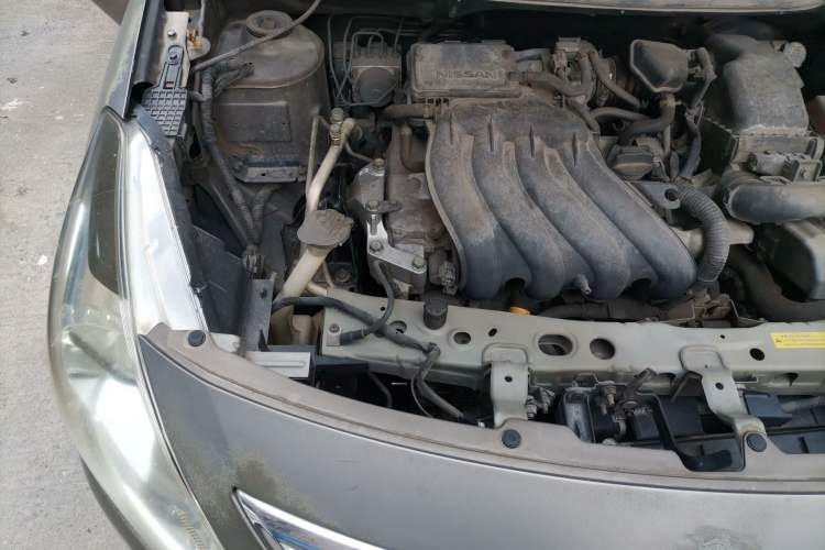 Used Nissan Sunny 2015 1.5XE CVT Elite Edition Engine Bay Right