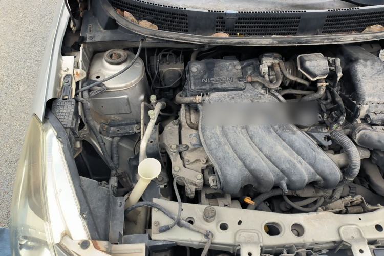 Used Nissan Sunny 2015 1.5XE CVT Master Edition Engine Bay Right