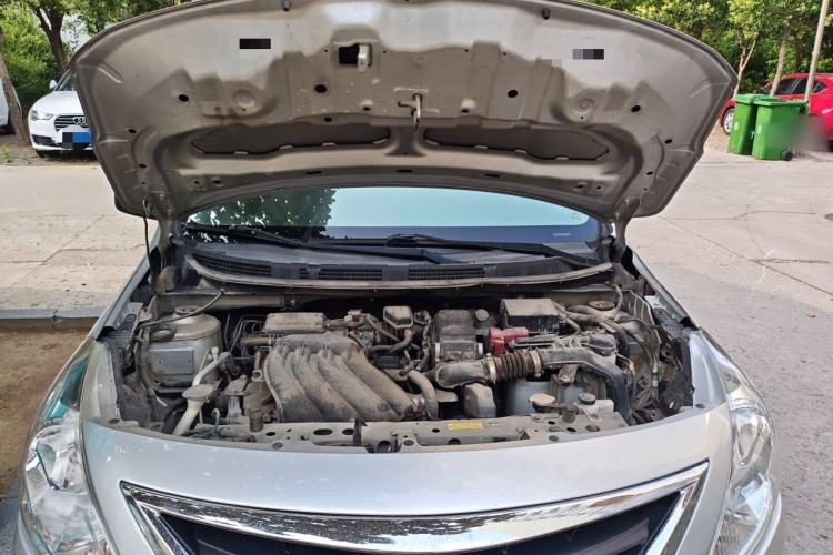 Used Nissan Sunny 2015 1.5XE Manual Comfort Edition Engine Bay