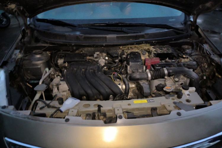 Used Nissan Sunny 2015 1.5XE CVT Comfort Edition Engine Bay