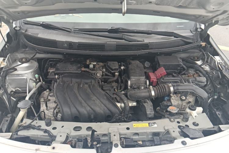 Used Nissan Sunny 2015 1.5XE CVT Comfort Edition Engine Bay