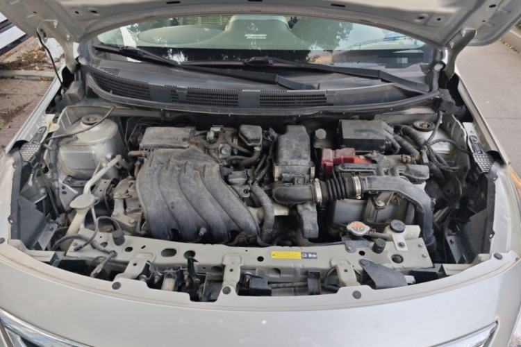 Used Nissan Sunny 2015 1.5XE Manual Comfort Edition Engine Bay