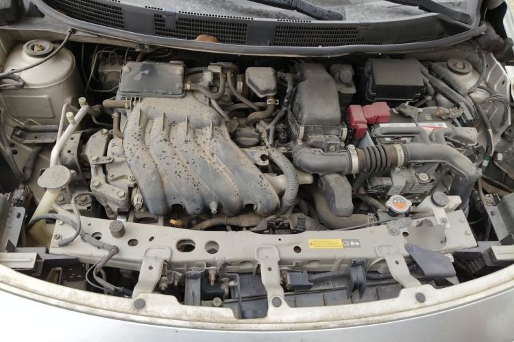 Used Nissan Sunny 2015 1.5XE CVT Comfort Edition Engine Bay