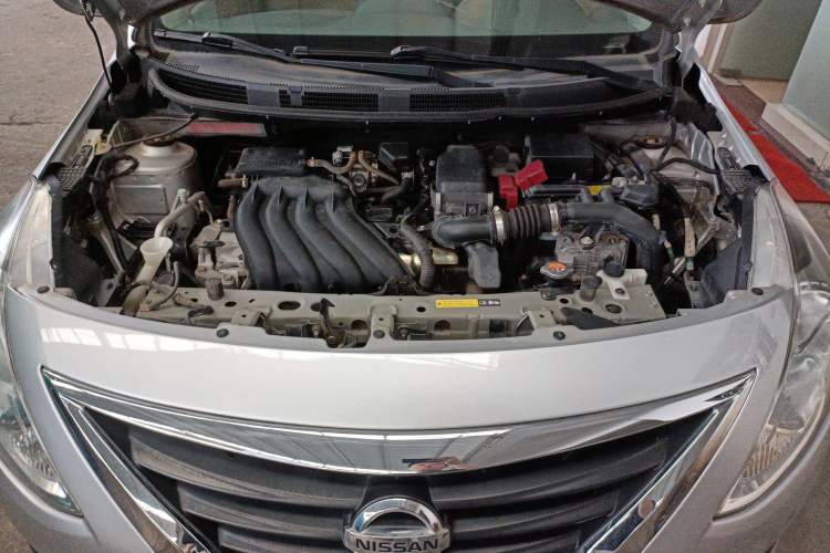 Used Nissan Sunny 2015 1.5XE CVT Comfort Edition Engine Bay