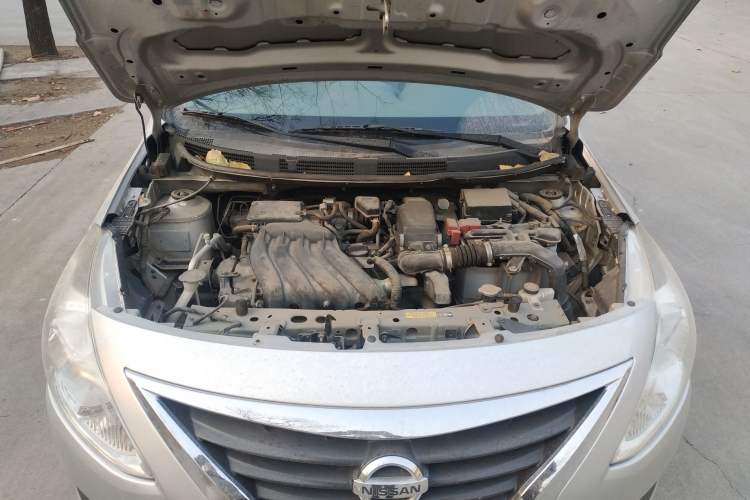 Used Nissan Sunny 2015 1.5XE Manual Comfort Edition Engine Bay