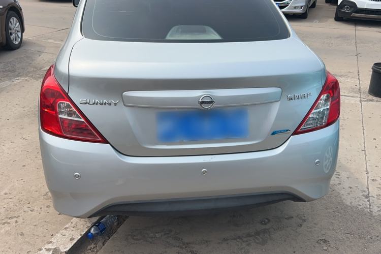 Used Nissan Sunny 2015 1.5XE Manual Elite Edition Exterior 4