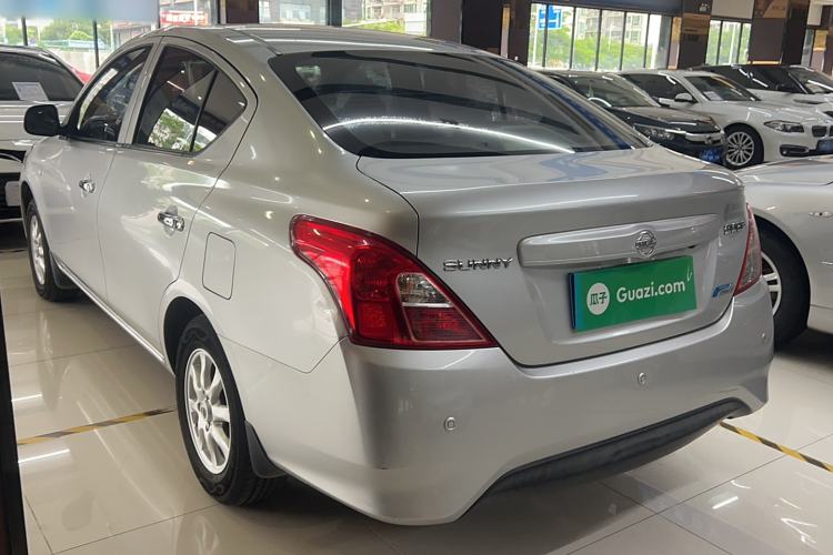 Used Nissan Sunny 2015 1.5XE CVT Master Edition Exterior 5