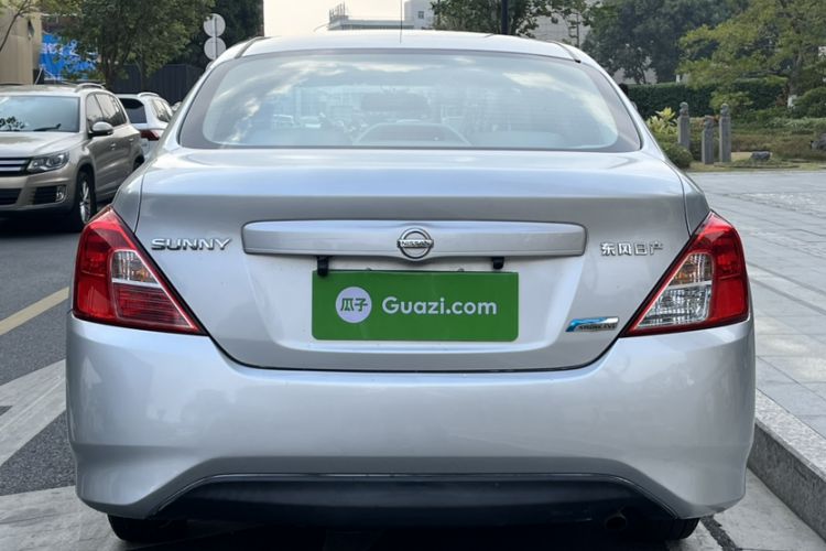 Used Nissan Sunny 2015 1.5XE CVT Comfort Edition Exterior 5