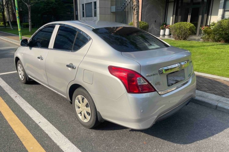 Used Nissan Sunny 2015 1.5XE CVT Comfort Edition Exterior 8