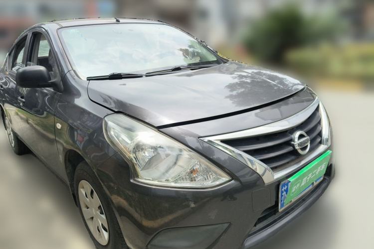 Used Nissan Sunny 2015 1.5XE Manual Comfort Edition Front Right 45 Deg