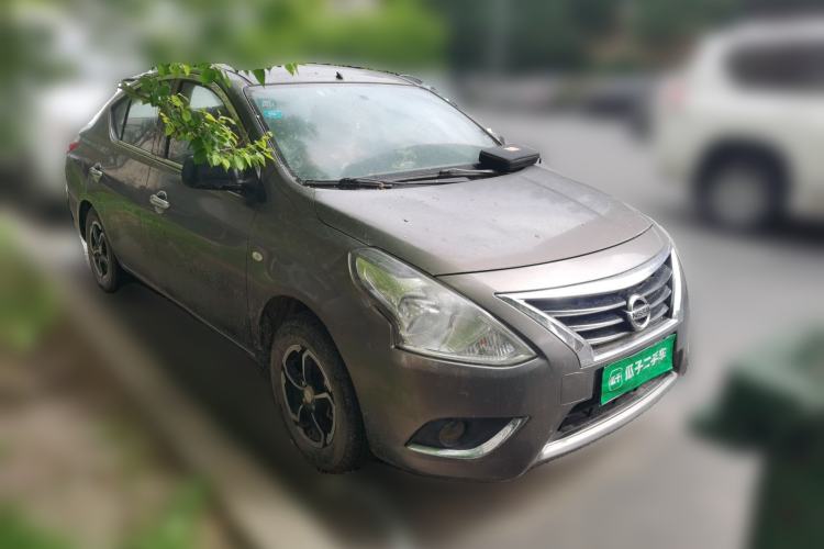 Used Nissan Sunny 2015 1.5XE Manual Comfort Edition Front Right 45 Deg