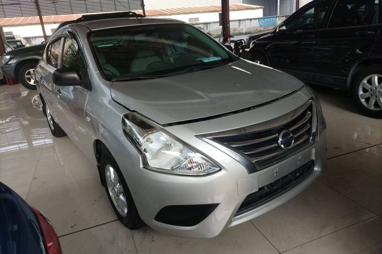 Used Nissan Sunny 2015 1.5XE CVT Elite Edition Front Right 45 Deg