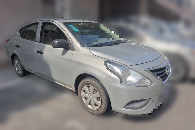 Used Nissan Sunny 2015 1.5XE CVT Elite Edition Front Right 45 Deg
