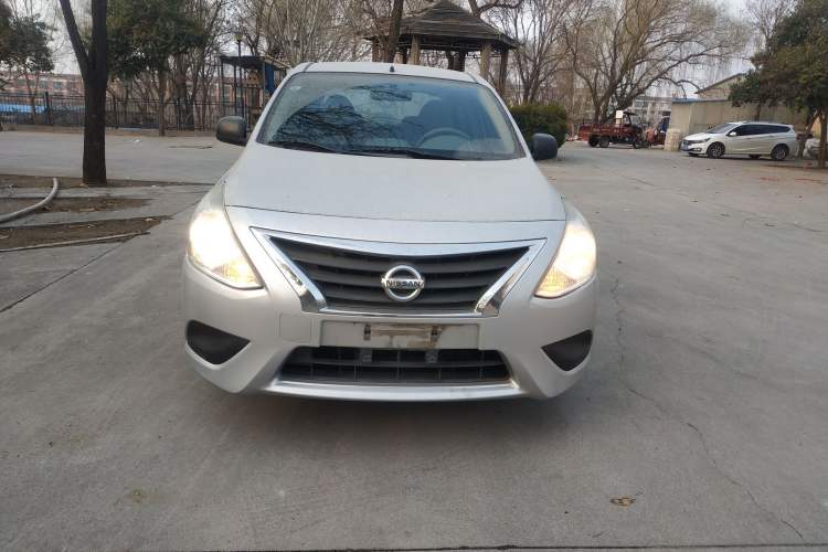 Used Nissan Sunny 2015 1.5XE Manual Comfort Edition Front
