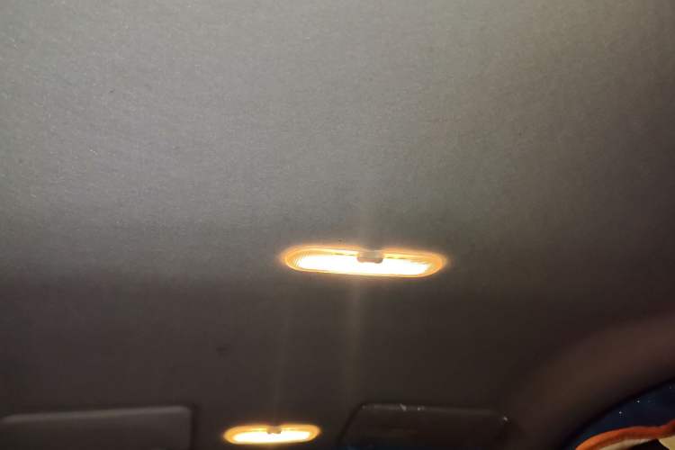Used Nissan Sunny 2015 1.5XE Manual Comfort Edition Headliner