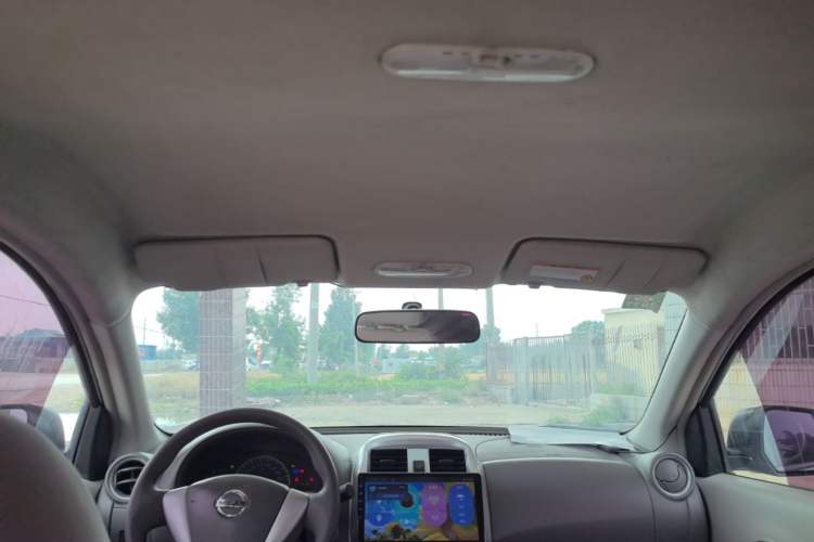 Used Nissan Sunny 2015 1.5XE Manual Master Edition Headliner