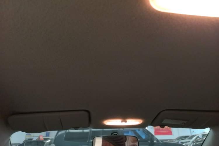 Used Nissan Sunny 2015 1.5XE Manual Comfort Edition Headliner