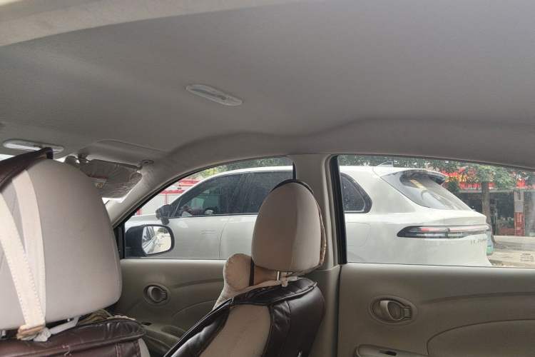 Used Nissan Sunny 2015 1.5XE Manual Comfort Edition Headliner