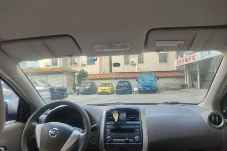 Used Nissan Sunny 2015 1.5XE CVT Comfort Edition Headliner