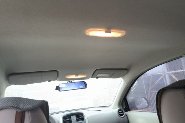 Used Nissan Sunny 2015 1.5XE Manual Comfort Edition Headliner
