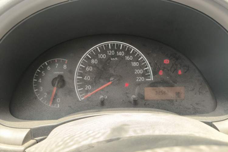 Used Nissan Sunny 2015 1.5XE Manual Comfort Edition Instrument Cluster
