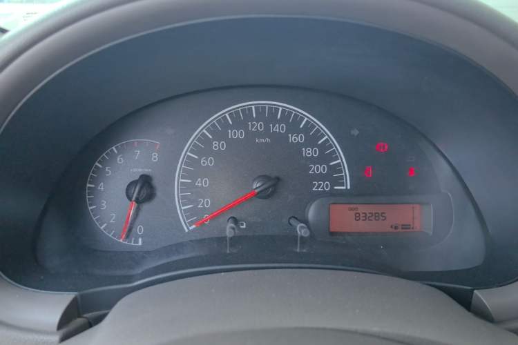 Used Nissan Sunny 2015 1.5XE Manual Master Edition Instrument Cluster