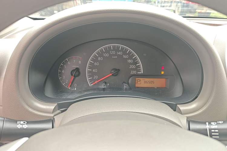 Used Nissan Sunny 2015 1.5XE CVT Master Edition Instrument Cluster