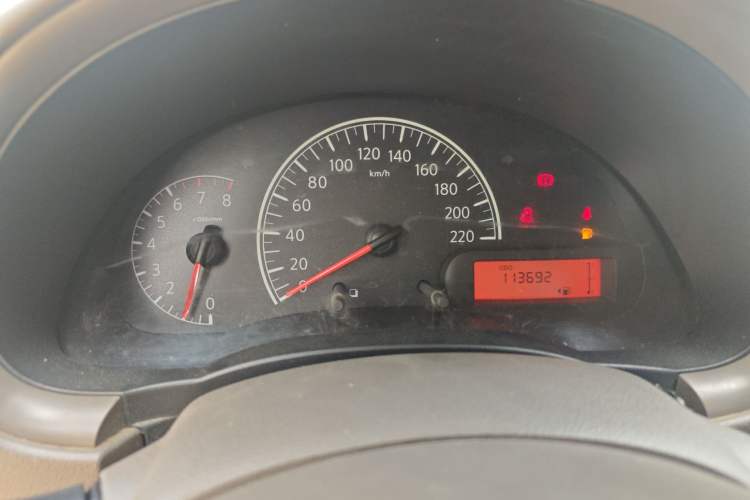 Used Nissan Sunny 2015 1.5XE Manual Comfort Edition Instrument Cluster