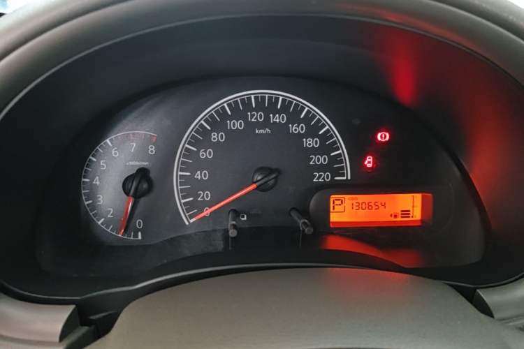 Used Nissan Sunny 2015 1.5XE CVT Comfort Edition Instrument Cluster