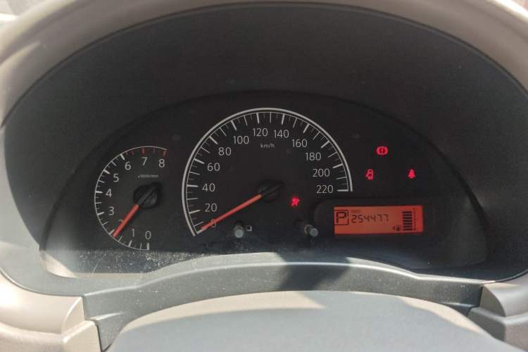 Used Nissan Sunny 2015 1.5XE CVT Elite Edition Instrument Cluster